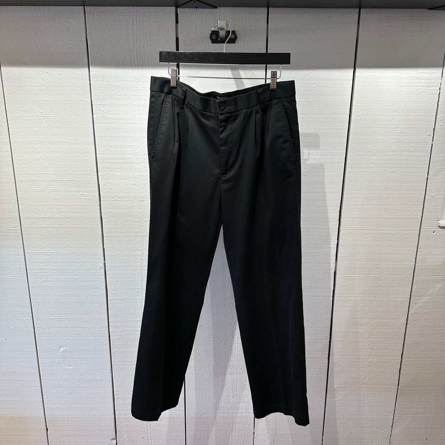 Pre-Loved Black Dockers Pant 33X30