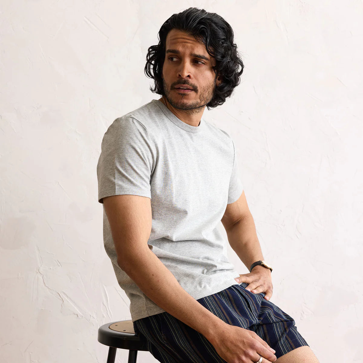 Taylor Stitch - The Organic Cotton Tee in Heather Gray