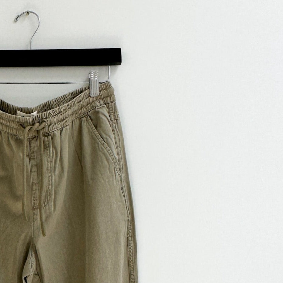 Pact Chambray Pant in Seagrass