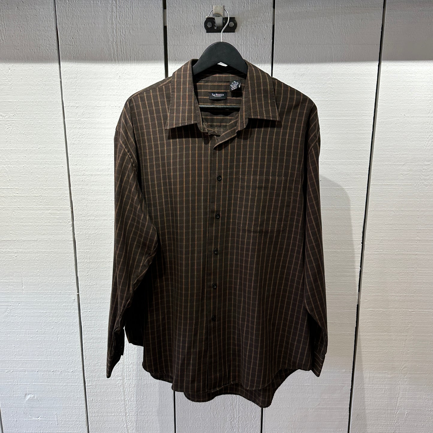 Pre-Loved Van Heusen Long Sleeve in Brown Plaid XL