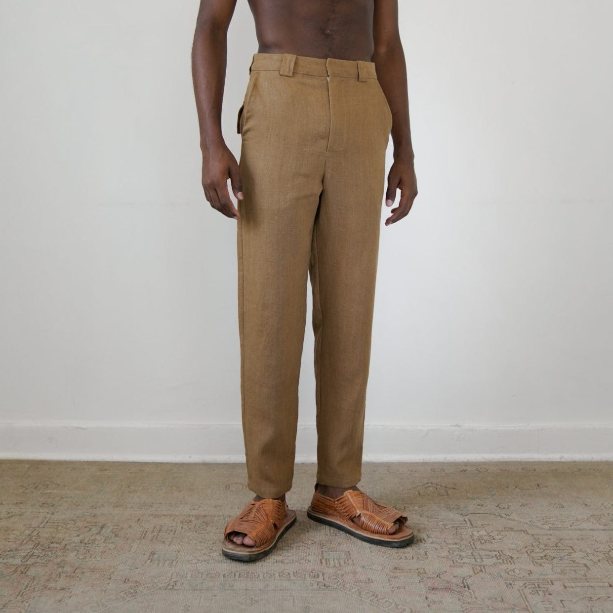 Zii Ropa - Manu Pant
