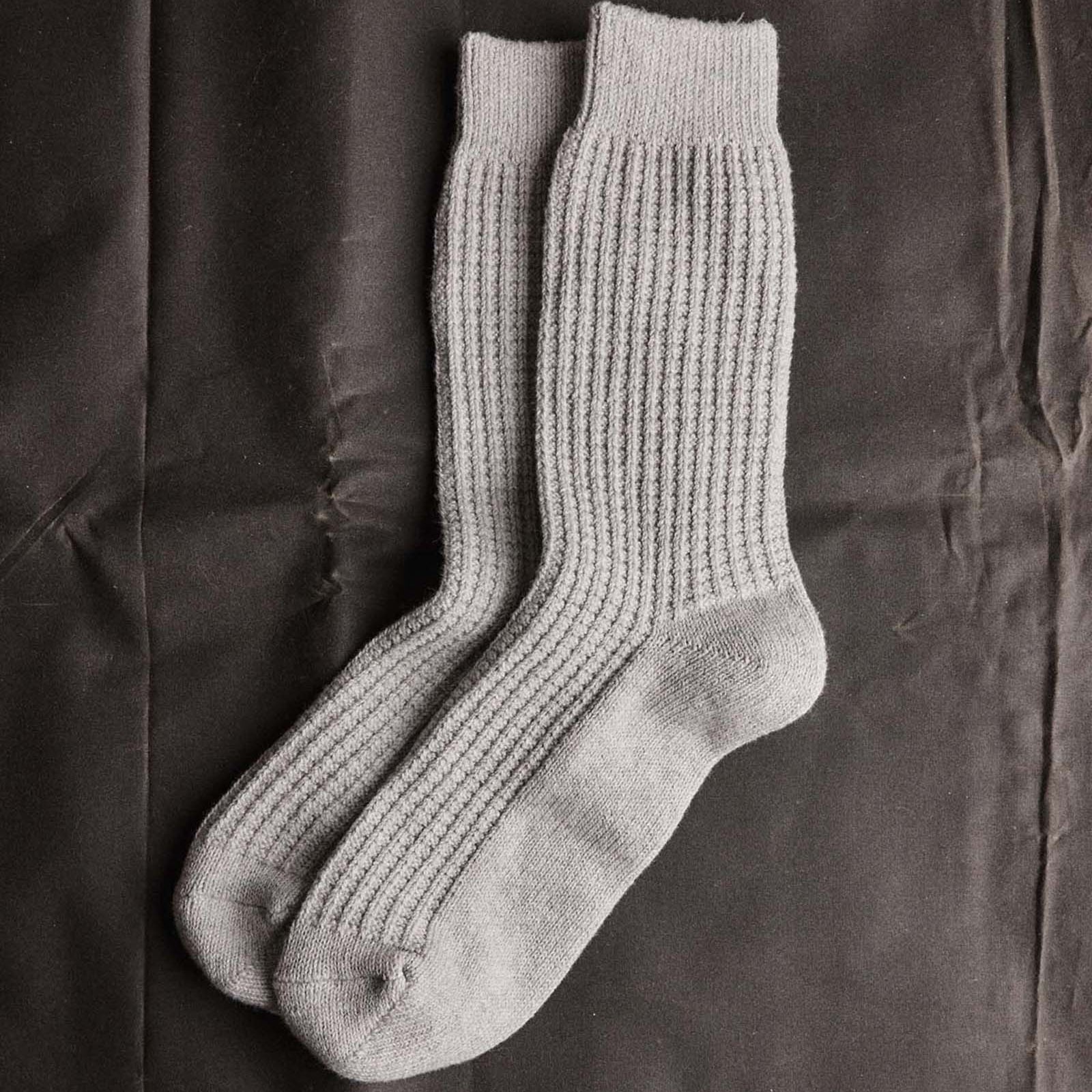Taylor Stitch - Waffle Sock in Heather Grey