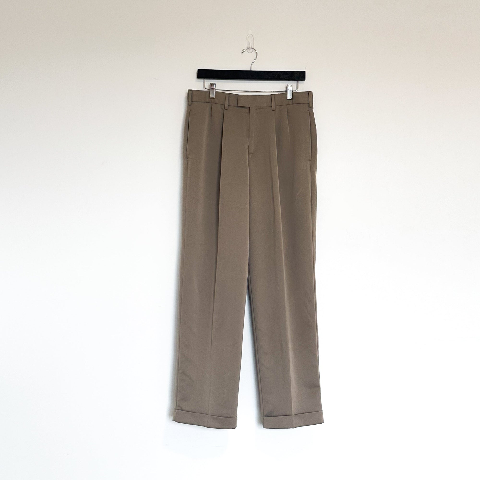 PL Dockers Pleated Pant in Taupe 32X32