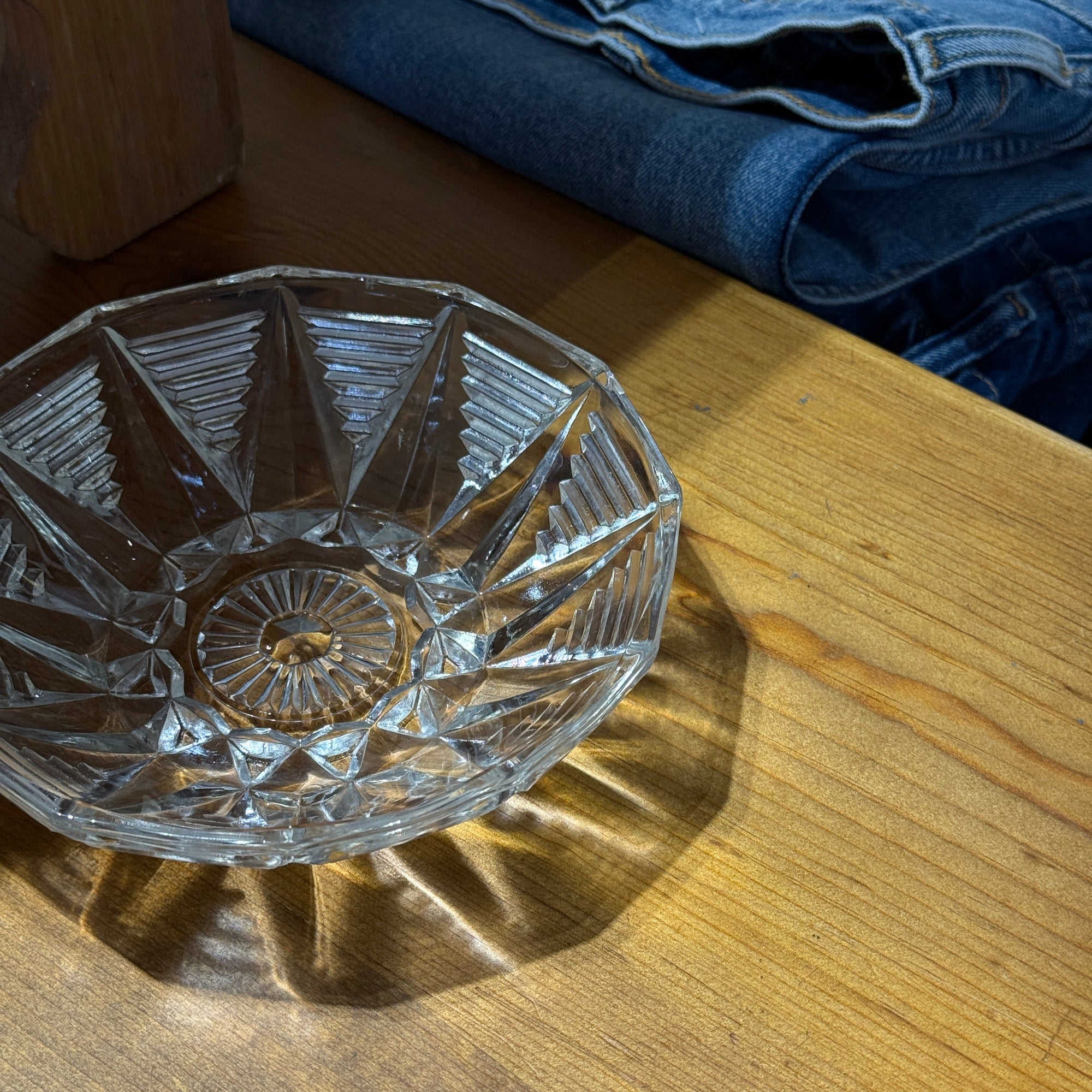 PL Anchor Hocking Crystal Glass Bowl (6.25')