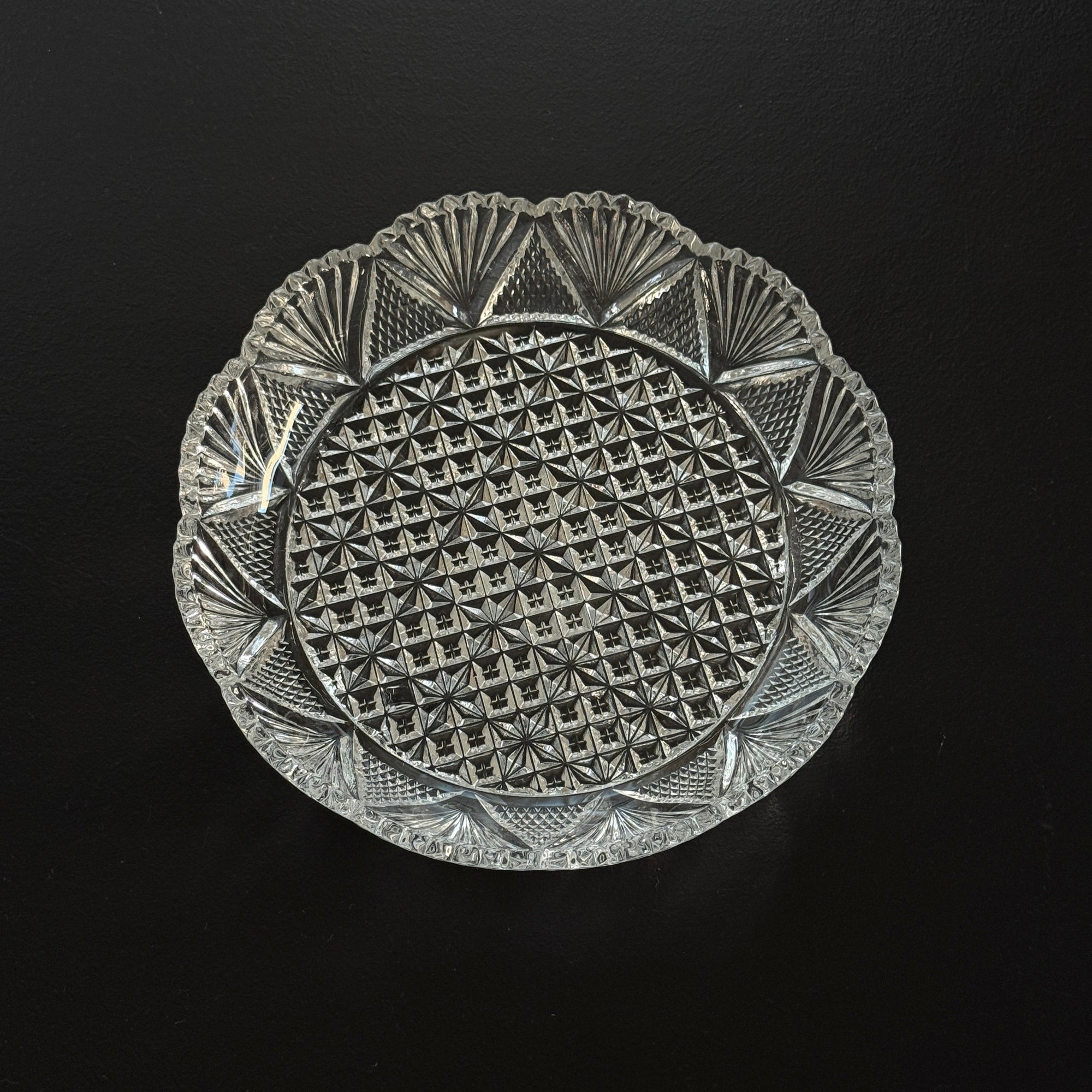 PL Hoya (Japan) Crystal Serving Dish 8'