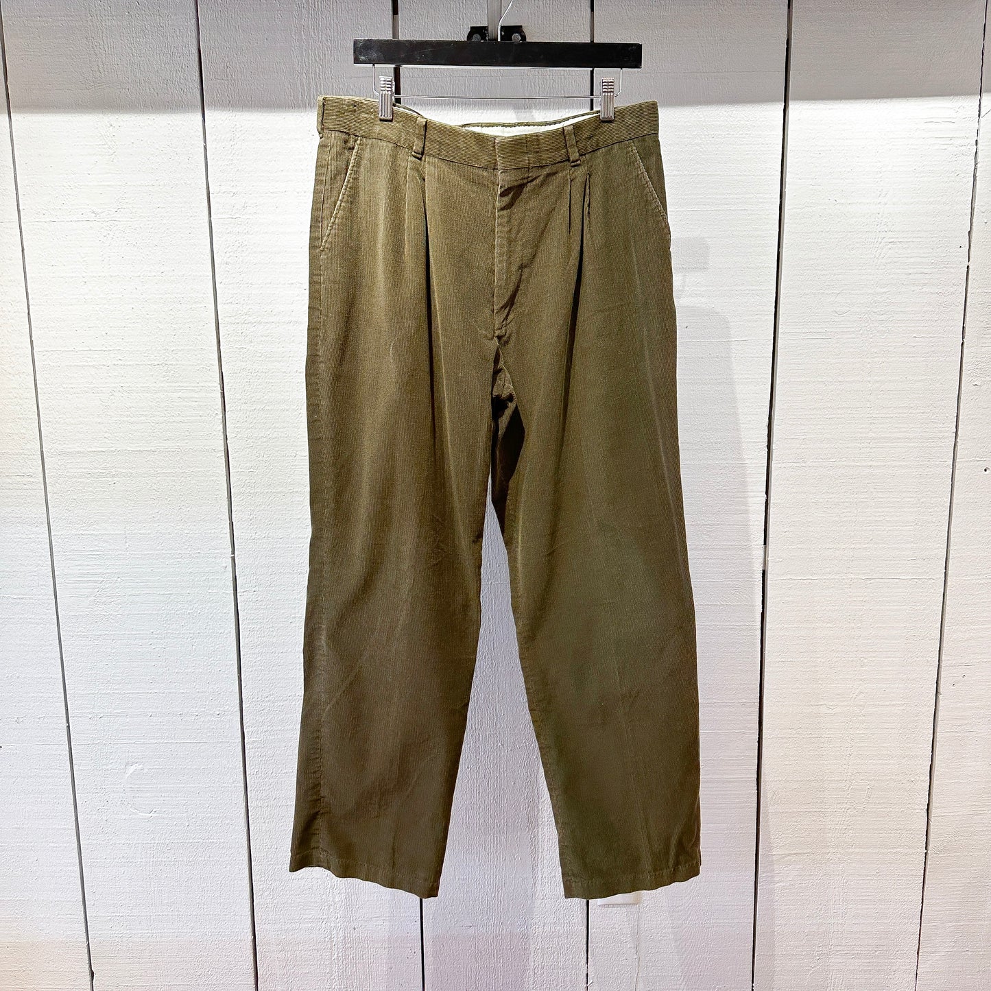 Pre-Loved Olive Green Corduroy Pant in 38X32