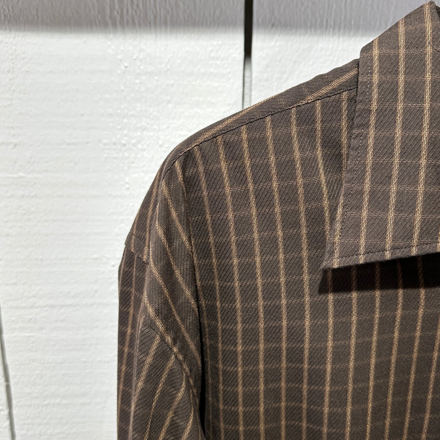 Pre-Loved Van Heusen Long Sleeve in Brown Plaid XL