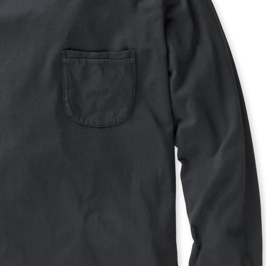 Outerknown - Long Sleeve Sojourn Pocket Tee in Bright Black