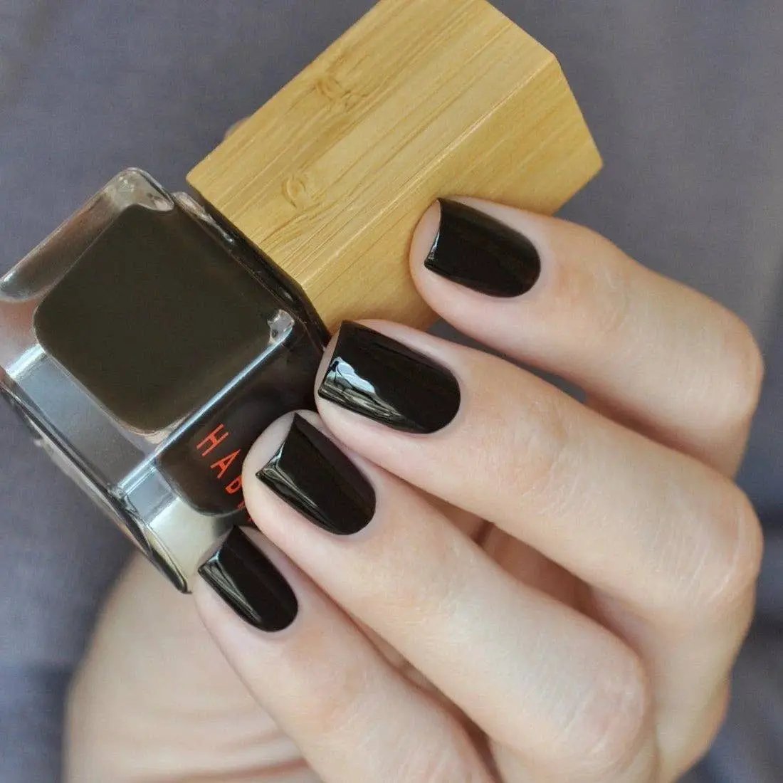 22 Diabolique by Habit Cosmetics
