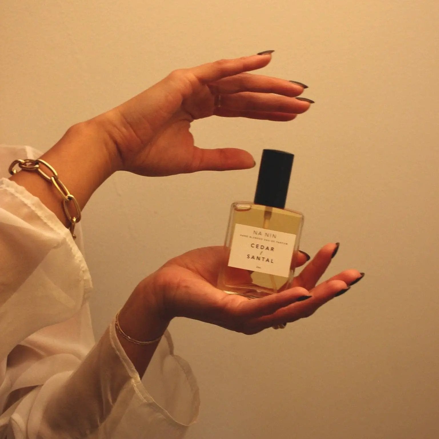 Cedar & Santal Eau De Parfum / 2oz: 2oz by Na Nin