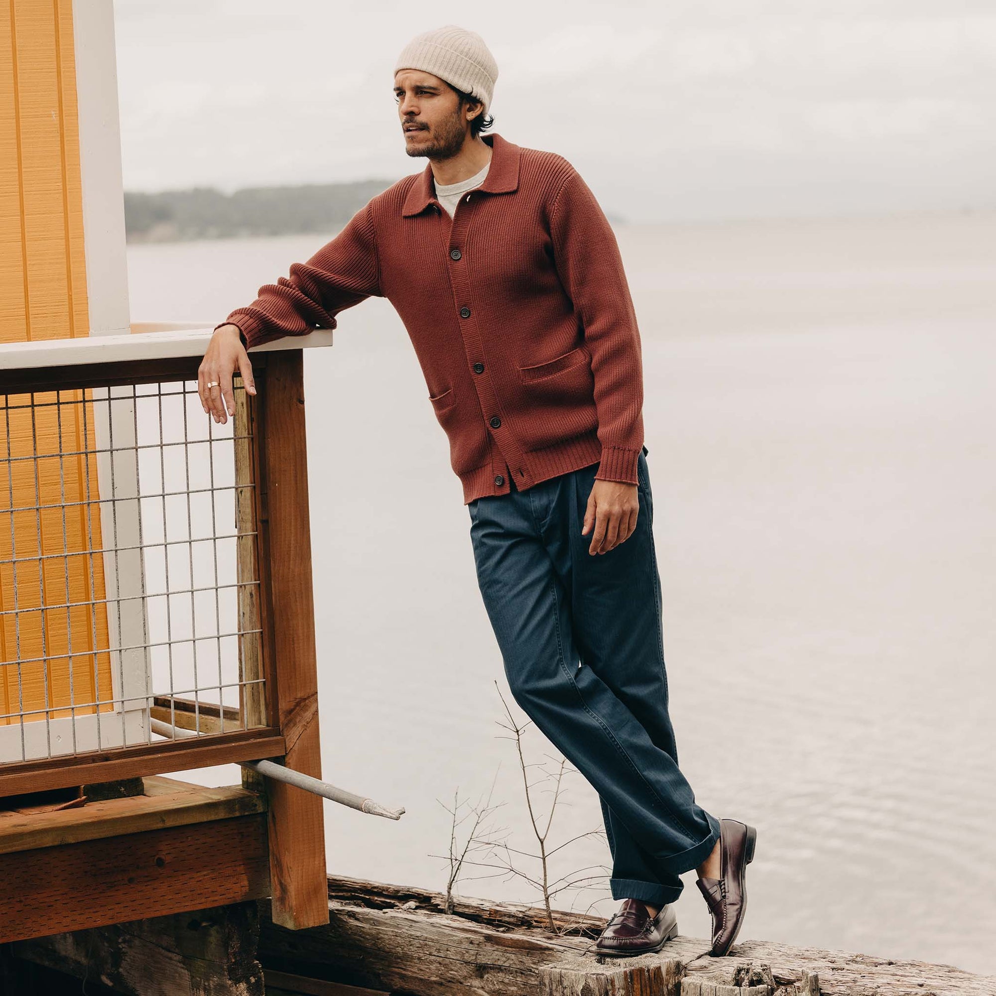 Taylor Stitch - Harbor Sweater Jacket in Mahogony