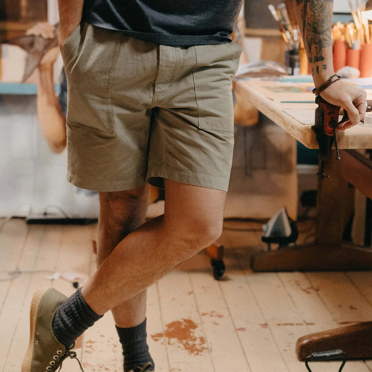 Taylor Stitch - Apres Short in Light Sage Slub